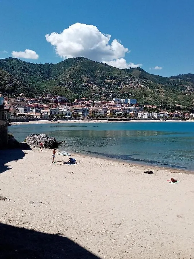 La Casetta Sul Mare Di Cefalu 0*,  Italy